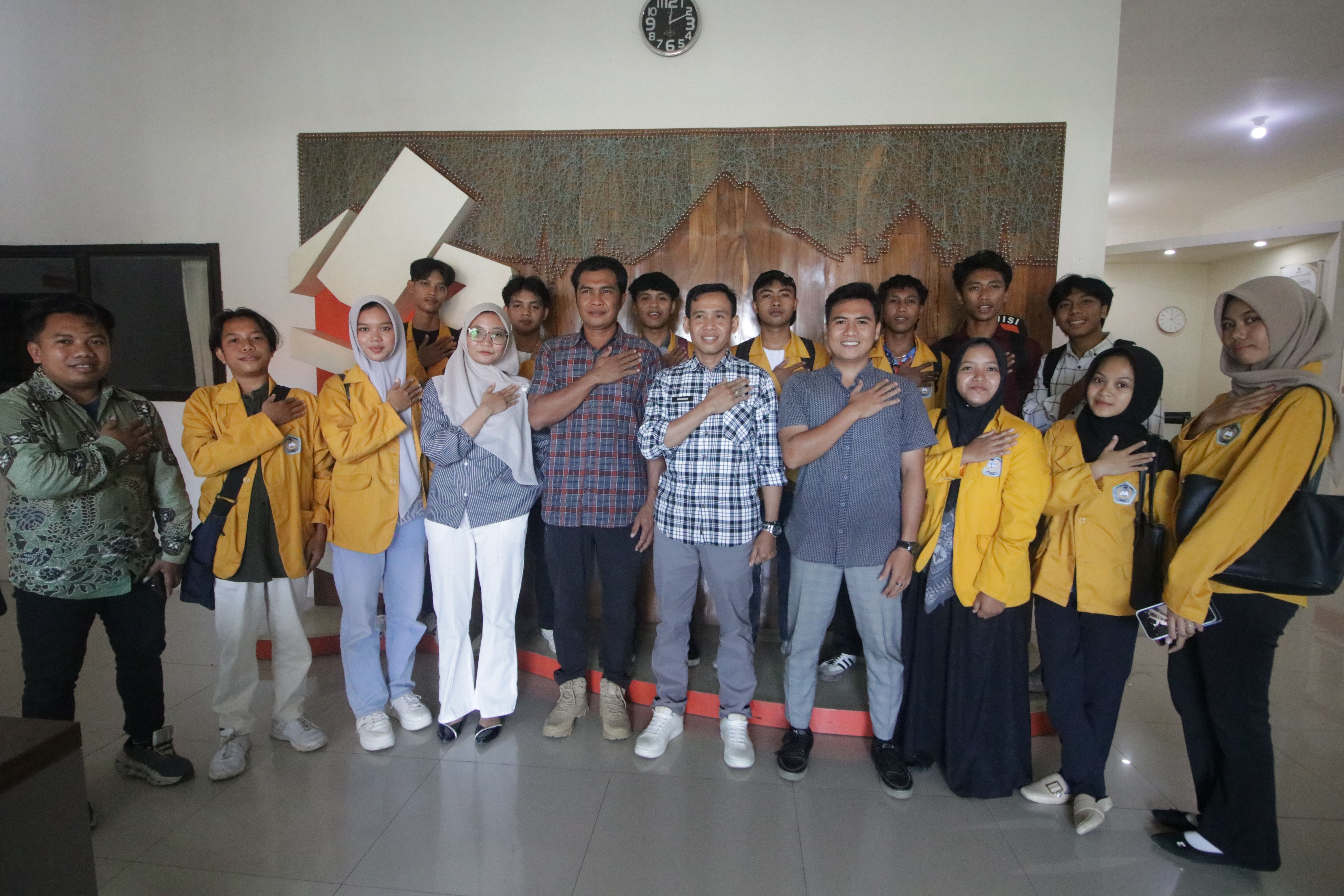 PPID Layanan Observasi Lapangan Akademi Bisnis Lombok (Akbil)